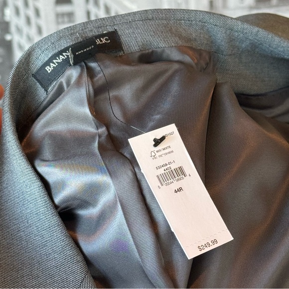 🎯SOLD🎯 Banana Republic Slim Fit Suit Jacket/Blazer NWT - Picture 9 of 10